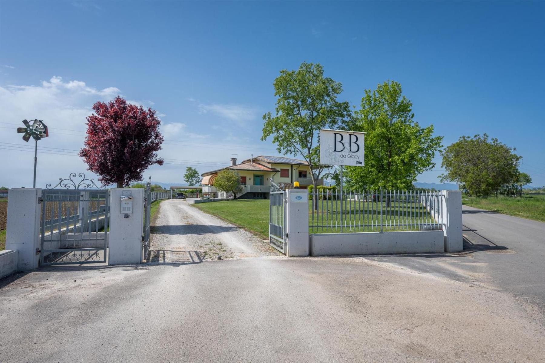 Bed & Breakfast Da Giacy Sant'Andra Екстер'єр фото